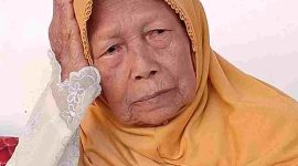 Foto: Korban Dugaan Kriminalisasi oknum Polres Pamekasan, Nenek Bahriyah (71)