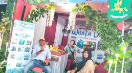 Foto: Camat  Sapeken, Aminullah .