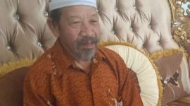 Foto : H. ST saat memberikan klarifikasi kepada media Detikzone.id (dok : Hendra DG Rewa)