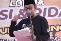 Foto : Bupati Sumenep Achmad Fauzi Wongsojudo saat membacakan puisi dan pidato Ala Bung Karno 