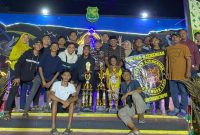 Foto: Keluarga besar group musik Tongtong Poetra Djenengan sukses memborong 3 penghargaan sekaligus pada lomba cipta lagu musik tongtong se-Madura 