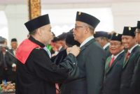 Foto: Sebanyak 50 anggota Dewan Perwakilan Rakyat Daerah (DPRD) Kabupaten Sumenep hasil Pemilihan Umum (Pemilu) 2024 resmi dilantik di Pendopo Agung Keraton Sumenep .