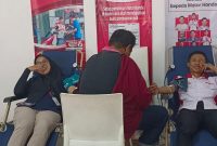 Foto: Seluruh karyawan Sinar Baru Sumenep mengikuti aksi doroh darah 