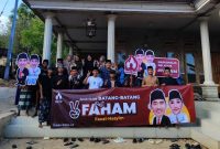 Foto: Pemuda kecamatan Batang-Batang  melakukan deklarasi pemenangan untuk pasangan Fauzi – Kiai Imam Hasyim.