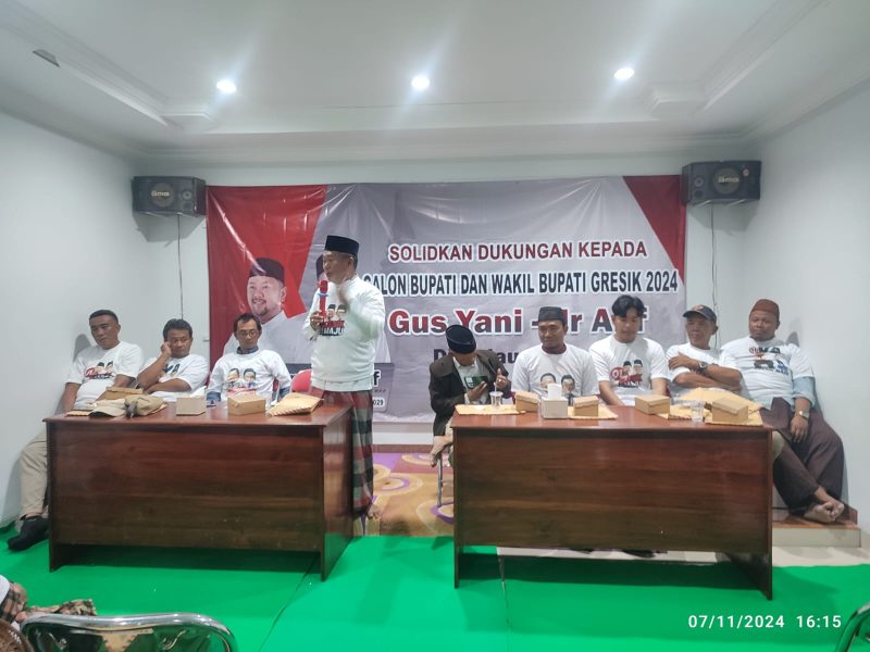 Foto: Perwakilan dari 17 Kordes Kecamatan Sangkapura, Pulau Bawean Gresik menyatakan dukungan terhadap pasangan Calon Bupati (Cabup) dan Wakil Bupati (Cawabup) Gresik nomer urut 1