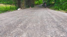 Kondisi proyek pembangunan rabat beton bantuan keuangan (BK) Pemprov Jatim di Desa Patarongan