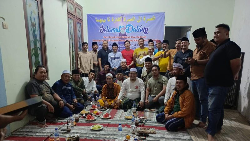 Foot : Kegiatan silaturahmi di kediaman advokat Ach. Supyadi, S.H., M H di desa Gunggung, Kecamatan Batuan.