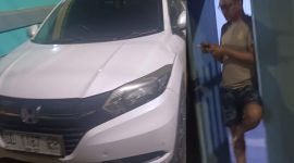 Foto oknum polisi saat dikonfirmasi media ini (dok : Enno Detikzone.id)