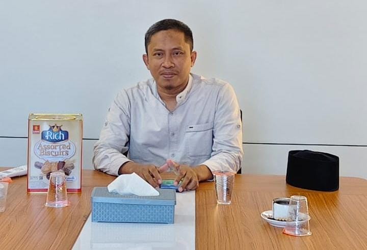 Keterangan Foto: Mahfud Ketua DPRD Sampang Komisi IV