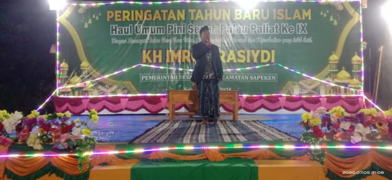 Pengajian akbar dan haul Pinisepuh desa Paliat, Kecamatan Sapeken, Kabupaten Sumenep 