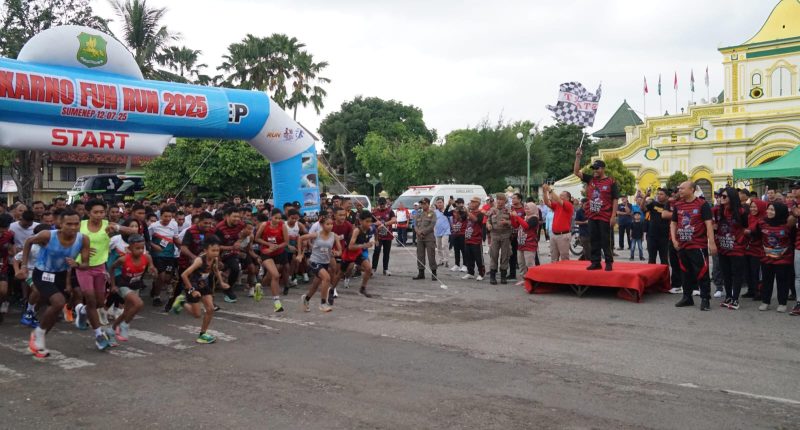 Bupati Sumenep Achmad Fauzi Wongsojudo membuka Soekarno Fun run 2025