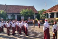 Foto : Hari pertama masuk sekolah SDN Panaongan III