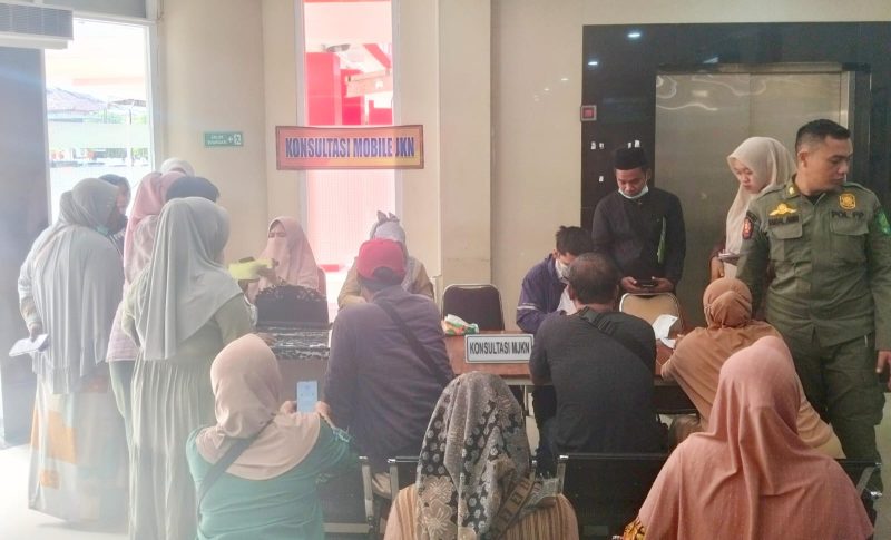 Foto : Pasca penghargaan, RSUD Sumenep terus melayani dan mempermudah masyarakat melalui konsultasi Mobile JKN