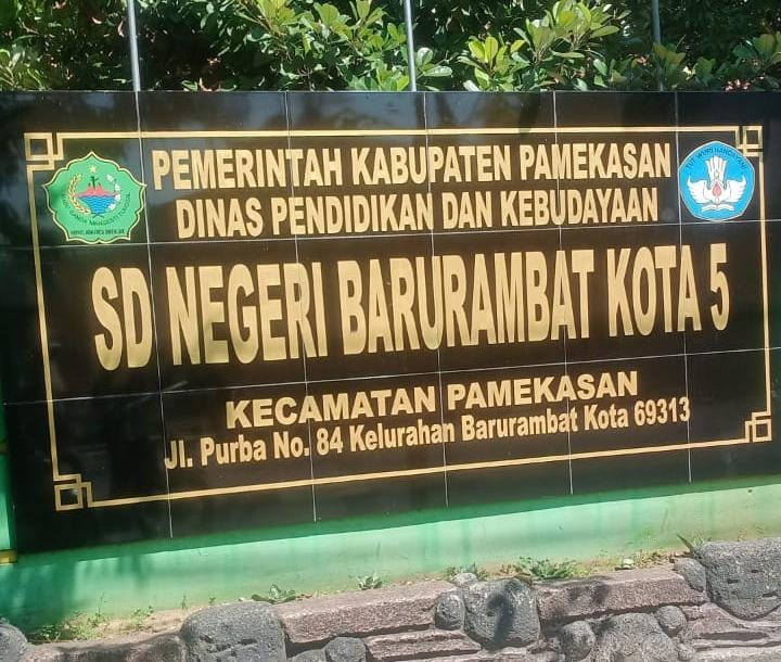 Aroma busuk dugaan pungutan liar (pungli) di SDN Barurambat Kota 5 (SDN Barkot 5) Pamekasan terus menyengat.
