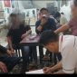 Foto : Oknum ASN inisial S sesaat menanda tangani surat pernyataan  dan  inisial T yang menerima gadai mobil  beserta inisial I yang turut hadir dalam proses mengadai