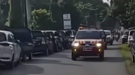 Foto dok : Dishub kawal mobil dinas Bupati dan Wakil Bupati saat ngantor di Kec. Maron