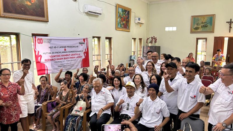 Acara berbagi kasih Laskar Prabowo 08 penuh dengan kebahagian 