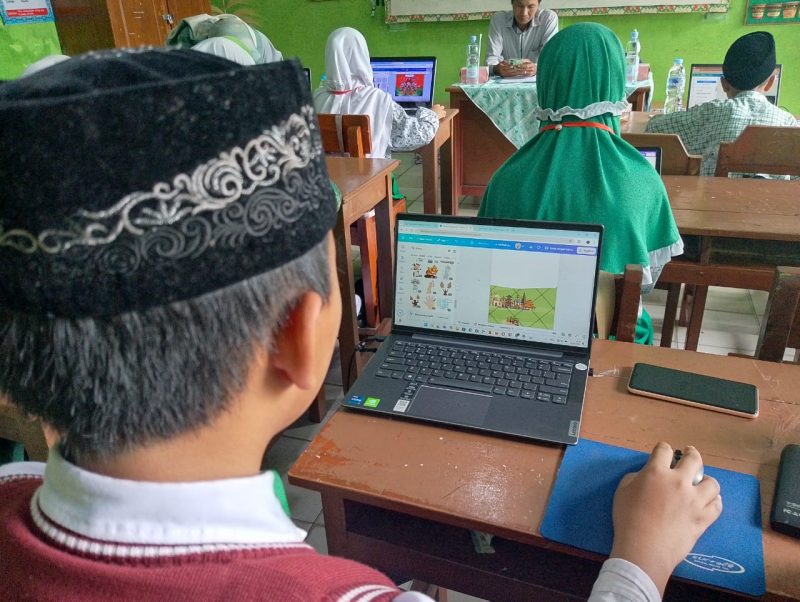Foto ilustrasi lomba pembuatan poster digital Porsema NU Kota Semarang