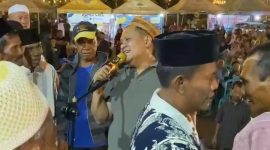 Dengan senyum ramah, H. Khoirul Umam atau H. Her menyapa warga yang memadati Pamekasan Expo 2025. Sosok pengusaha ini jadi magnet perhatian setelah membuat kejutan dengan aksi sosialnya.