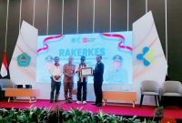 Penghargaan Sisrute terbaik jadi bukti bahwa disiplin dan kolaborasi tim medis RSUD Smart Pamekasan berbuah manis demi keselamatan pasien.