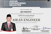 Dr. Ir. Arif Firmanto menerima gelar ASEAN Engineer, menandai pengakuan internasional atas dedikasi dan profesionalismenya