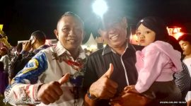 Ketua PKDI Sumenep terlihat hangat bersama Akh Raisul Kawim. Momen ini seolah menjadi sinyal kuat dukungan politik dan moral, menempatkan Kawim di barisan terdepan kandidat Plt Sekda Sumenep