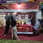 PR Arista tampil percaya diri dengan memperkenalkan produk unggulan SKT Arista Classic di tengah riuhnya Festival Tembakau Madura