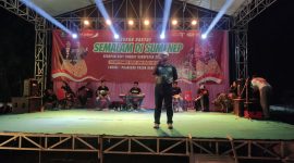 Kepala Disbudporapar Sumenep, Moh. Iksan, membuka kegiatan “Semalam di Sumenep” yang digelar untuk menyambut Karapan Sapi

