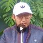 Bupati Sumenep saat memberikan keterangan pers usai rapat maraton bersama Forkopimda terkait percepatan penanganan dampak gempa, Rabu (1/10/2025).