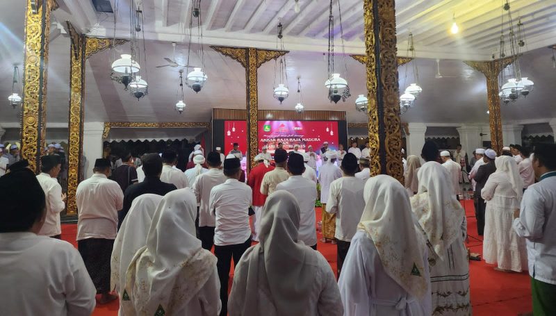 Sumenep Bersatu dalam Doa: Haul Raja-Raja Madura Jadi Cermin Kearifan dan Keteladanan Leluhur