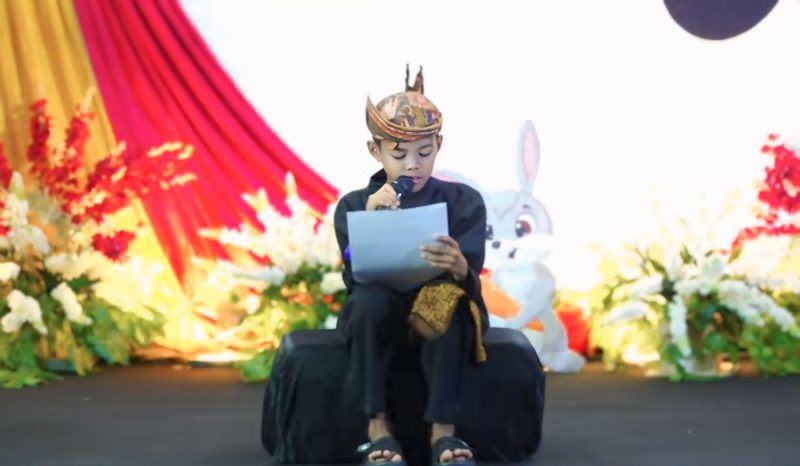 “SDN Panaongan III kembali cetak Juara: Sulaiman menjadi Bintang FTBI Sumenep 2025 dengan suara emas yang tetap merawat Tradisi Macapat Madura