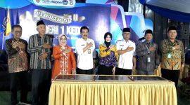 Wali Kota Kediri, Alumni Kebanggaan, Hadiri Dies Natalis SMP Negeri 1 Kota Kediri Resmikan Tempat Ibadah Lintas Agama