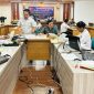 Keterangan Foto:
Para wartawan peserta Uji Kompetensi Wartawan (UKW) Pemkab Situbondo bekerjasama dengan Unitomo Surabaya mengikuti sesi pelatihan dan evaluasi, sebagai bagian dari upaya meningkatkan profesionalisme dan kompetensi jurnalis di wilayah Situbondo