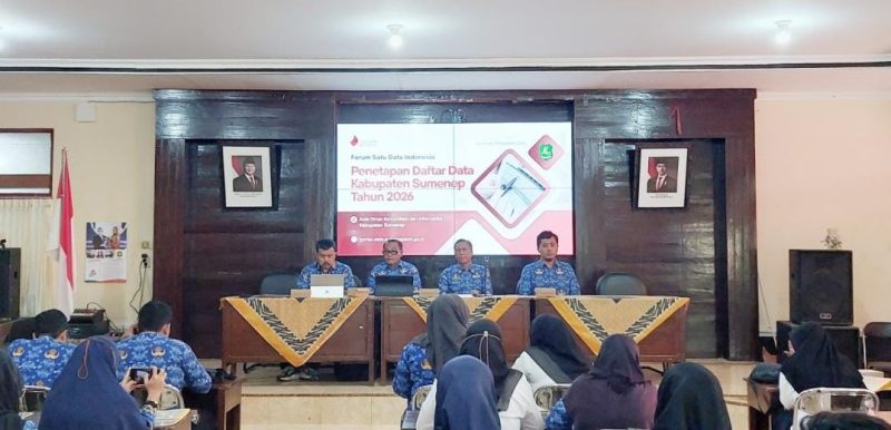 SATU DATA — Diskominfo Kabupaten Sumenep menggelar Penetapan Daftar Satu Data Kabupaten Sumenep Tahun 2026 di Aula Diskominfo, Rabu (17/12/2025), sebagai upaya memperkuat kebijakan pembangunan berbasis data.