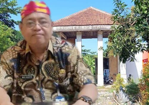 Kacabdin Dinas Pendidikan Jawa Timur Wilayah Sumenep, Dr. Budi Sulistyo, S.Pd., M.Si., tampak menolak memberikan komentar saat dikonfirmasi terkait belanja hibah uang Rp 3 miliar lebih untuk PAUD, Rabu (17/12/2025). Sikap bungkam ini menimbulkan pertanyaan publik soal transparansi dan akuntabilitas anggaran pendidikan.