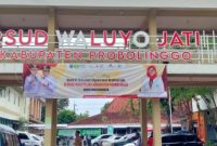 Di tengah keterbatasan fasilitas rumah sakit, RSUD Waluyo Jati Kraksaan Probolinggo memilih membeli mobil mewah untuk direksi.