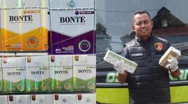 KOLASE FOTO. Varian rokok ilegal merek BONTE yang berhasil diamankan oleh Polres Sampang dalam operasi penindakan di Jalan Raya Camplong, Senin (22/12/2025) malam