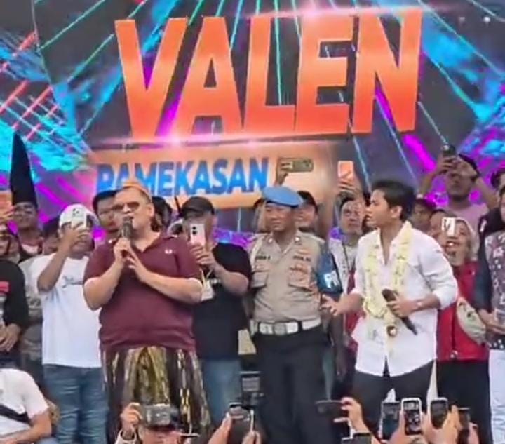 H. Her dan Valen DA7 tampil berduet di Panggung Kemanusiaan, menyatukan musik dan solidaritas untuk korban bencana di Aceh dan Sumatera.