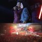 Suasana konser amal Valen–Mila DA7 di Sumenep yang berlangsung meriah, namun hasil donasi hanya mencapai sekitar Rp71 juta, kontras dengan konser serupa di Pamekasan yang berhasil menghimpun dana hingga Rp1,1 miliar untuk kemanusiaan.