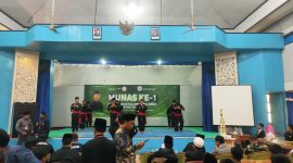 Keterangan Foto:
Suasana Musyawarah Nasional (Munas) I Perguruan Silat (PS) COBRA yang digelar di SMKN 3 Pamekasan, Sabtu (4/1/2026), sebagai tonggak penguatan organisasi PS COBRA menuju level nasional.
