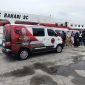 Tim Ambulans Baguna PDI Perjuangan Sumenep mengevakuasi pasien asal Pulau Kangayan untuk dirujuk ke RSUD dr. H. Slamet Martodirdjo Pamekasan.