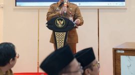 Kepala Bappeda Kabupaten Sumenep, Dr. Ir. Arif Firmanto, S.TP., M.Si., IPU., ASEAN Eng., saat memaparkan enam aspek prioritas pembangunan daerah tahun 2026 sebagai arah strategis peningkatan kualitas SDM, penguatan ekonomi daerah, dan pemerataan kesejahteraan masyarakat.