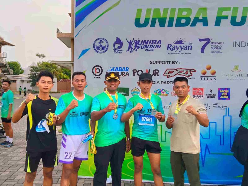 Wakapolres Sumenep, Kompol Masyhur Ade, S.I.K., menekankan pentingnya olahraga dan gaya hidup sehat saat menghadiri UNIBA Fun Run 2026.