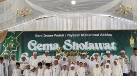 Suasana religius dan penuh empati menyelimuti santunan anak yatim yang diinisiasi Yayasan Bani Insan Peduli, menjadi simbol kepedulian dan kasih sayang bagi masa depan generasi yatim.