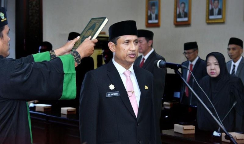 Agus Dwi Saputra mengucapkan sumpah jabatan sebagai Sekretaris Daerah (Sekda) Kabupaten Sumenep di Ruang Rapat Graha Arya Wiraraja, Kamis (26/2/2026). Prosesi ini menandai babak baru pemerintahan daerah dan penguatan jalannya birokrasi Sumenep.