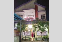 Ket Foto: Tampak depan kantor baru Media Detikzone dan Jurnalis Indonesia di Bumi Sumekar, Desa Kolor, Sumenep, Minggu (22/2/2026). Kantor ini dilengkapi fasilitas rumah singgah, makan gratis, dan sepeda motor untuk mendukung layanan sosial bagi masyarakat daratan maupun kepulauan.