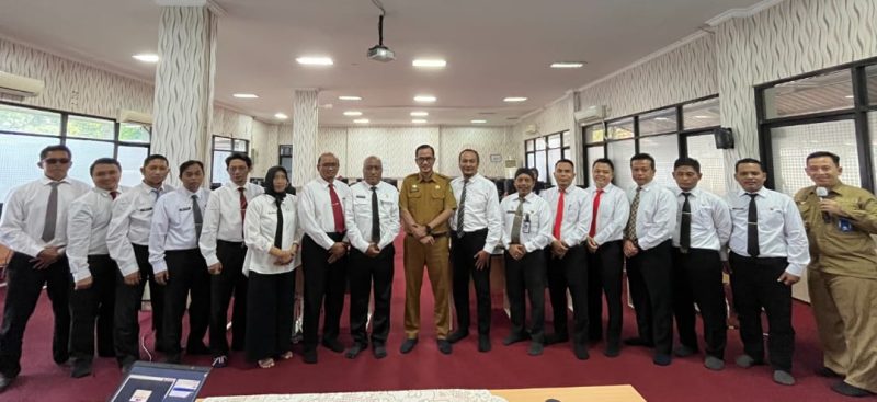 Ket. Foto: dr. Erliyati M. Kes saat mengikuti seleksi Jabatan Pimpinan Tinggi (JPT) Pratama, Selasa (3/3/2026). Lolosnya beliau memicu kekhawatiran publik mengenai stabilitas kepemimpinan di RSUD Sumenep dan potensi dampak pada kualitas layanan kesehatan.