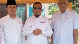 Bupati Sumenep, Achmad Fauzi Wongsojudo, memastikan akan melakukan sidak ke seluruh dapur MBG dan memberikan himbauan kepada pemilik dapur, didampingi Ketua PKDI Kabupaten Sumenep, H. Ubaid Abdul Hayat, Camat, dan pengurus PKDI, agar standar kebersihan, kualitas, dan nutrisi makanan anak-anak terpenuhi, Rabu (05/03/2026) di Kecamatan Guluk-guluk.