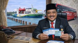 Plt Disperkimhub Sumenep, Achmad Dzulkarnain, menegaskan bahwa tiket mudik gratis hanya berlaku jika barcode sesuai dengan KTP penumpang. Verifikasi dilakukan bersama petugas Disperkimhub, Satpol PP, TNI, dan Polri sebelum keberangkatan kapal Express Bahari menuju Kangean, 12 Maret 2026.