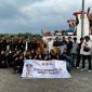 Plt Kepala Disperkimhub Sumenep, Achmad Zulkarnain, mewakili Bupati Dr. H. Achmad Fauzi Wongsojudo, secara resmi melepas mahasiswa HIMPASS Mengabdi ke-VIII sekaligus mudik gratis perdana Pemkab Sumenep melalui Kapal DBS III di Pelabuhan Kalianget, Selasa (10/3/2026).